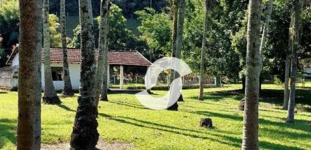 Fazenda / Sítio / Chácara com 3 Quartos à venda, 80550m² no Vale das Pedrinhas, Guapimirim
