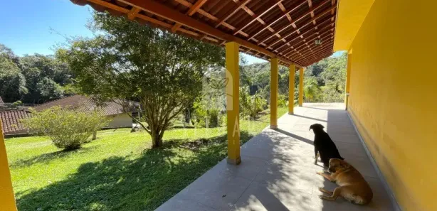 Fazenda / Sítio / Chácara com 2 Quartos à venda, 3750m² no , Juquitiba