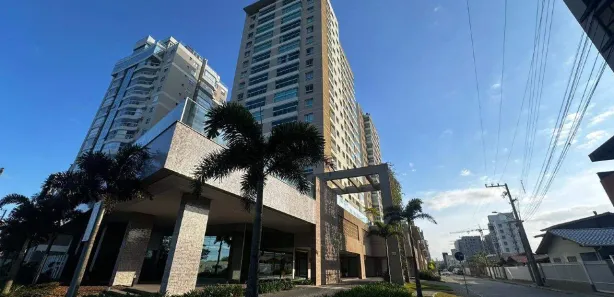 Apartamento com 2 Quartos para alugar, 75m² no Itacolomi, Balneário Piçarras