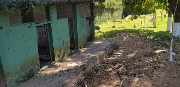 Fazenda / Sítio / Chácara com 5 Quartos à venda, 120m² no Mombaça, Itapecerica da Serra