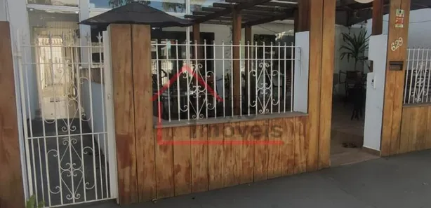 Sobrado com 4 Quartos à venda, 242m² no Jardim de Itapoan, Paulínia