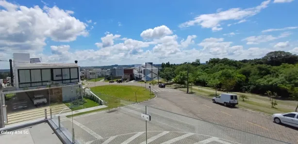 Casa de Condomínio com 3 Quartos à venda, 280m² no Tomazetti, Santa Maria