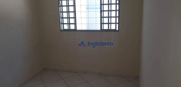 Casa com 2 Quartos para alugar, 90m² no Jardim Vale Azul, Londrina