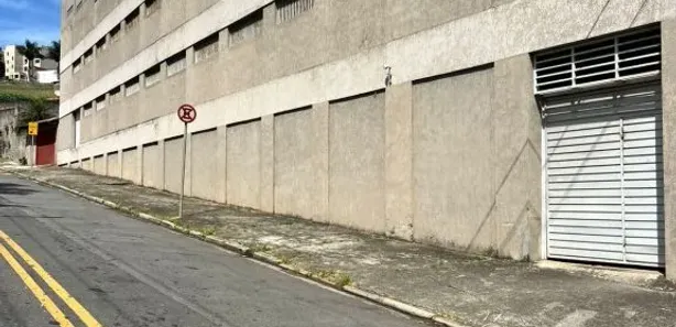 Galpão / Depósito / Armazém para alugar, 348m² no Jordanópolis, Arujá