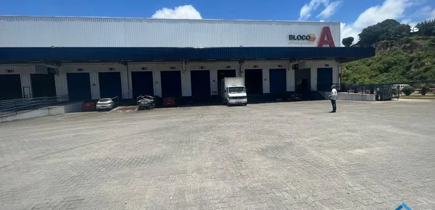 Galpão / Depósito / Armazém com 4 Quartos para alugar, 1440m² no Jardim Jordão, Jaboatão dos Guararapes