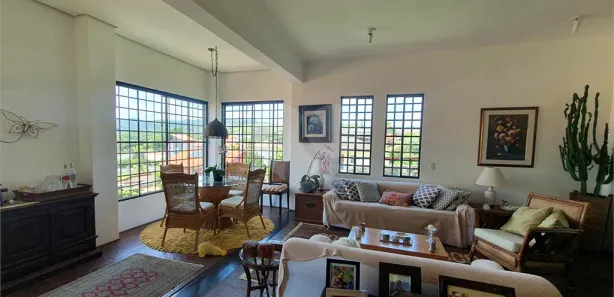 Casa com 3 Quartos à venda, 300m² no Jardim Villaça, São Roque