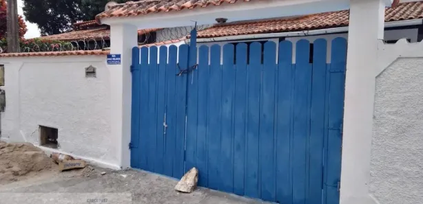 Casa Comercial com 2 Quartos para alugar, 95m² no Araçatiba, Maricá