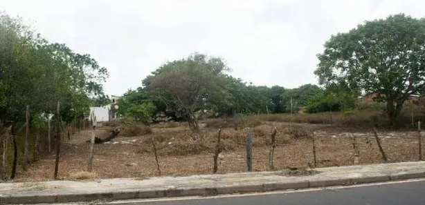 Terreno / Lote / Condomínio à venda, 1400m² no Monte Gordo (Monte Gordo), Camaçari