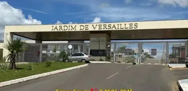 Casa de Condomínio com 2 Quartos à venda, 378m² no Jardins Versailles, Valparaíso de Goiás