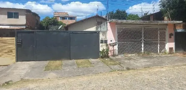 Casa com 2 Quartos à venda, 396m² no Florença, Ribeirão das Neves