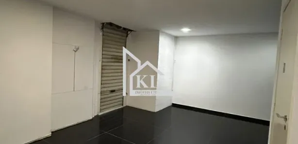 Loja / Salão / Ponto Comercial com 4 Quartos à venda, 268m² no Lagoa Nova, Natal