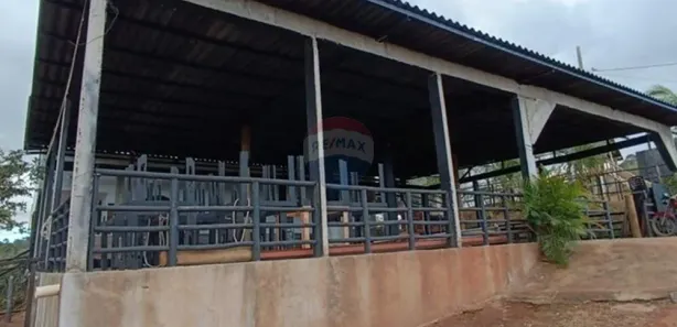 Loja / Salão / Ponto Comercial com 2 Quartos à venda, 5000m² no Vila Bretas, Governador Valadares