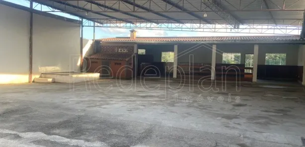 Galpão / Depósito / Armazém para alugar, 335m² no Ano Bom, Barra Mansa
