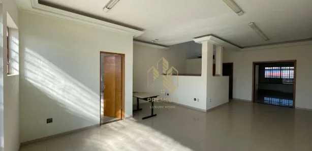 Prédio Inteiro à venda, 320m² no Centro, Atibaia
