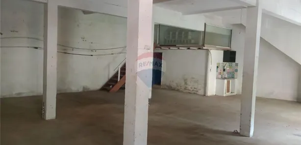 Loja / Salão / Ponto Comercial para alugar, 170m² no Bingen, Petrópolis