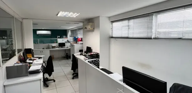 Conjunto Comercial / Sala para alugar, 150m² no Jardim São Paulo, Recife