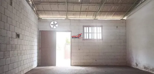 Galpão / Depósito / Armazém à venda, 300m² no Santo Antônio, Viçosa