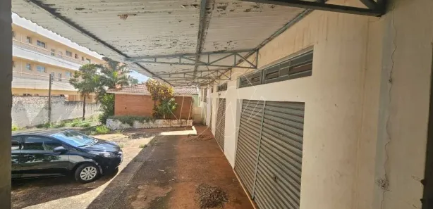 Prédio Inteiro à venda, 974m² no Centro, Araraquara
