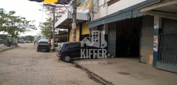 Loja / Salão / Ponto Comercial à venda, 280m² no Coelho, São Gonçalo