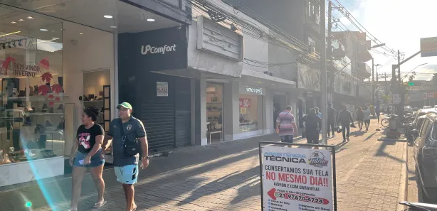 Loja / Salão / Ponto Comercial para alugar, 64m² no Centro, Itaguaí
