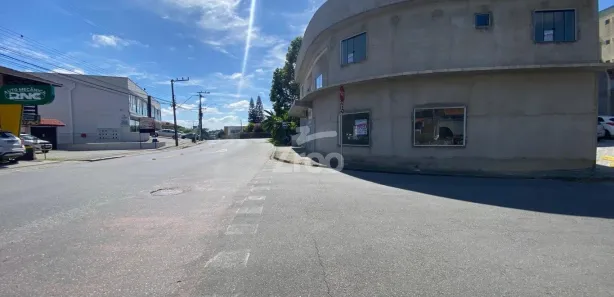 Loja / Salão / Ponto Comercial para alugar, 60m² no Velha Central, Blumenau