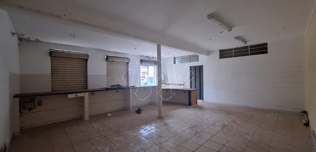 Loja / Salão / Ponto Comercial à venda, 131m² no Vila Xavier (Vila Xavier), Araraquara