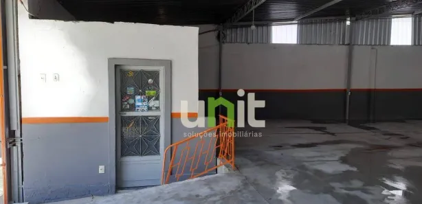 Galpão / Depósito / Armazém à venda, 320m² no Fonseca, Niterói