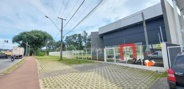 Loja / Salão / Ponto Comercial com 1 Quarto para venda ou aluguel, 1300m² no Seminário, Curitiba