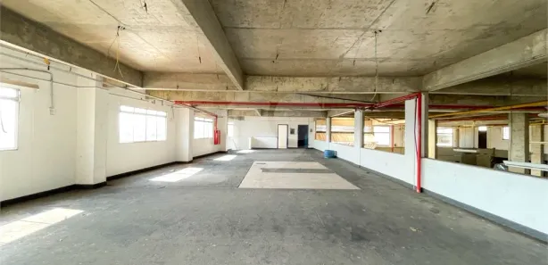 Galpão / Depósito / Armazém para alugar, 1396m² no Jardim Flórida, Barueri