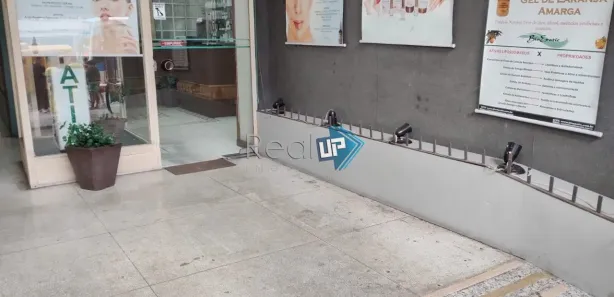Loja / Salão / Ponto Comercial à venda, 48m² no Copacabana, Rio de Janeiro