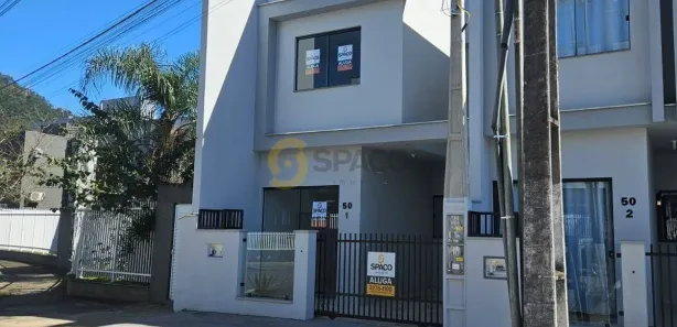 Casa com 2 Quartos para alugar, 77m² no João Pessoa, Jaraguá do Sul