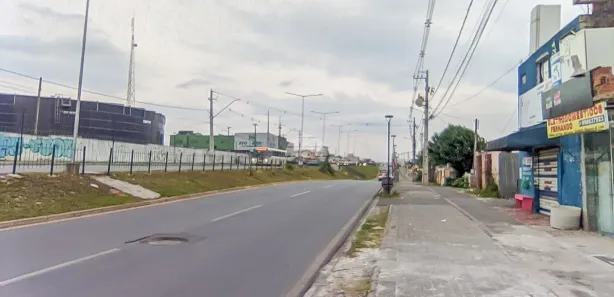 Galpão / Depósito / Armazém à venda, 84m² no Atuba, Colombo