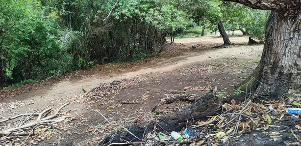 Terreno / Lote / Condomínio à venda, 37430m² no Quingoma, Lauro de Freitas