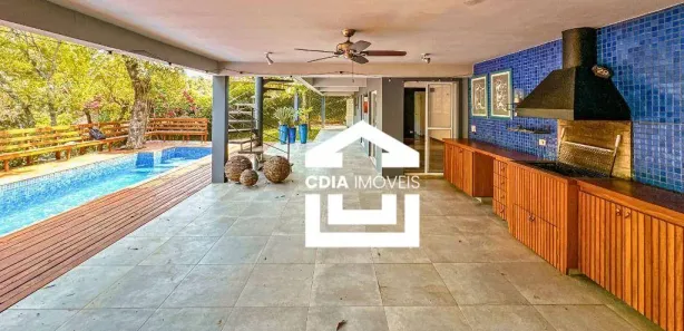 Casa de Condomínio com 4 Quartos à venda, 350m² no Chácara dos Lagos, Carapicuíba
