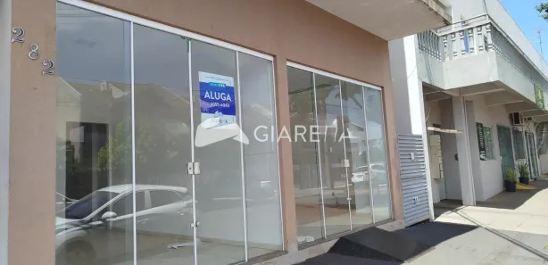 Conjunto Comercial / Sala para alugar, 36m² no Vila Industrial, Toledo