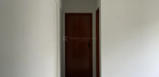 Apartamento com 1 Quarto para alugar, 40m² no Zona 07, Maringá