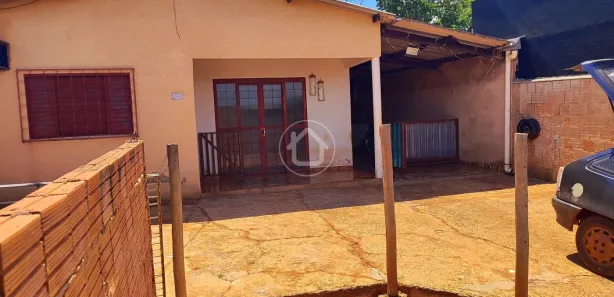 Casa com 2 Quartos à venda, 70m² no Jardim Antáres, Campo Grande