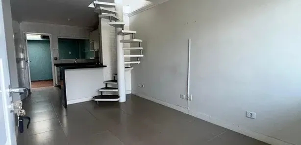 Sobrado com 2 Quartos para alugar, 100m² no Campo Largo da Roseira, São José dos Pinhais