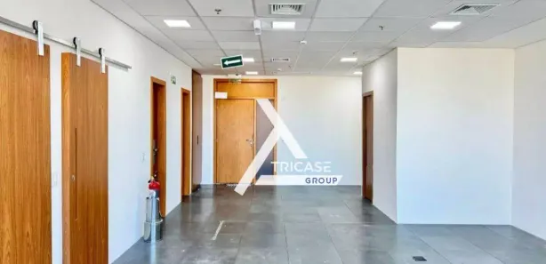 Conjunto Comercial / Sala para alugar, 114m² no Várzea de Baixo, São Paulo