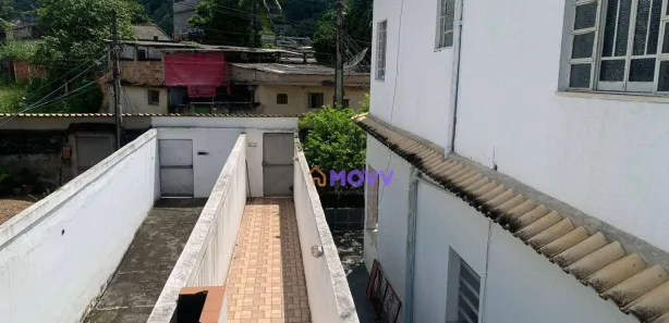 Casa com 2 Quartos à venda, 108m² no Jardim Nova República, São Gonçalo