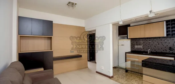Apartamento com 2 Quartos para alugar, 52m² no Centro, Curitiba
