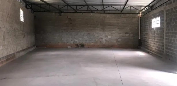 Galpão / Depósito / Armazém para venda ou aluguel, 300m² no Alterosa, Ribeirão das Neves