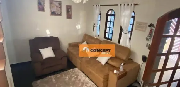 Sobrado com 3 Quartos à venda, 208m² no Jardim do Castelo, Ferraz de Vasconcelos