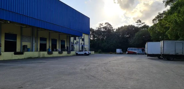 Galpão / Depósito / Armazém à venda, 9000m² no CIA, Simões Filho