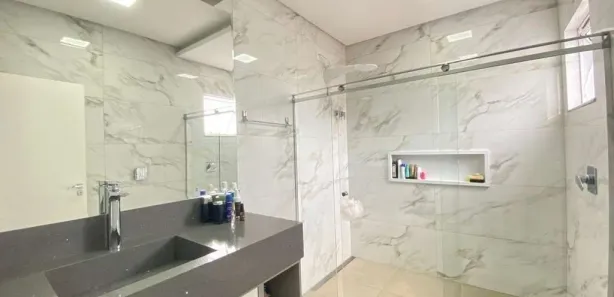 Sobrado com 3 Quartos à venda, 138m² no Centro, Navegantes