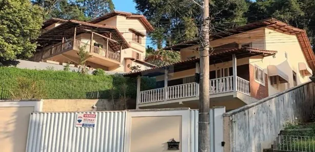 Casa com 4 Quartos à venda, 240m² no Centro, Bom Jardim