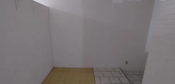 Kitnet com 1 Quarto para alugar, 41m² no Kobrasol, São José