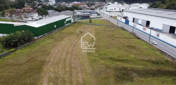 Galpão / Depósito / Armazém com 1 Quarto à venda, 5723m² no Ilha da Figueira, Jaraguá do Sul