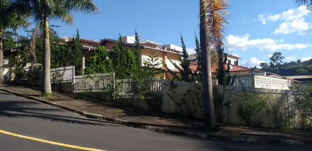 Casa de Condomínio com 2 Quartos à venda, 540m² no Bairro dos Macacos, Serra Negra