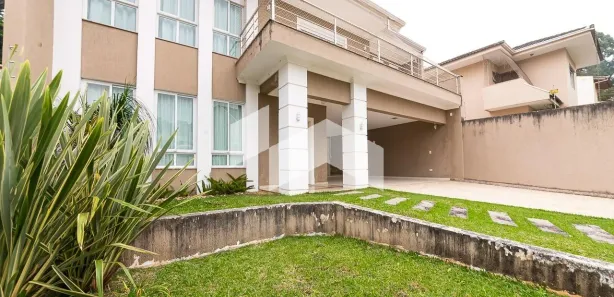 Casa com 3 Quartos para alugar, 400m² no Abranches, Curitiba